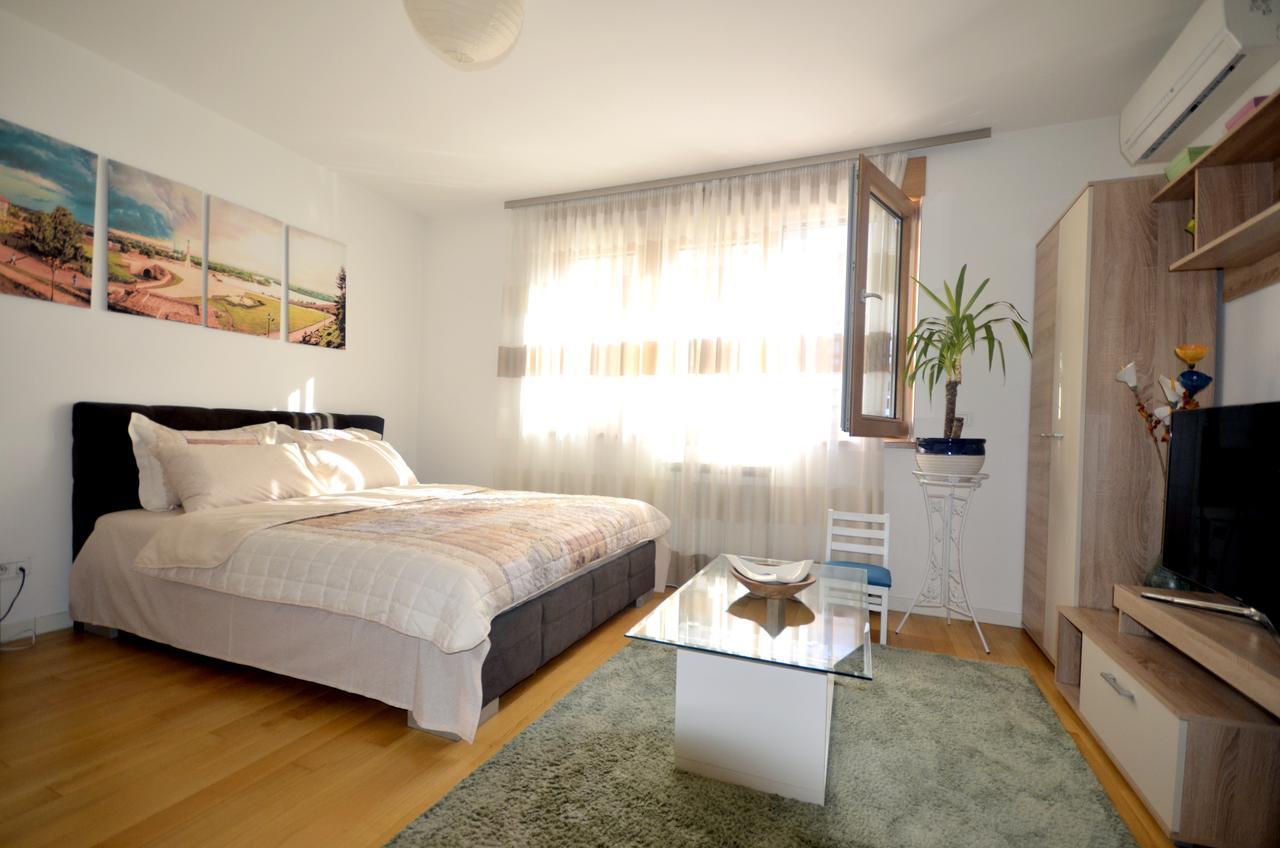 Clean&Cozy Apartments Novi Beograd Room photo